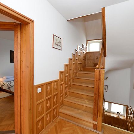 Vincze Vendeghaz Apartment Егер Екстериор снимка